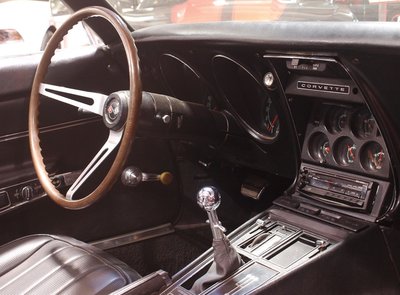 Corvette C3 Sting Ray 327 /350