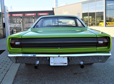 Plymouth Road Runner 383cui Big Block