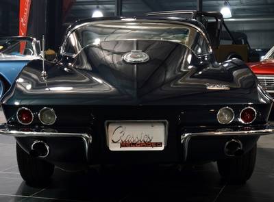Corvette Sting Ray C2  327 / 300
