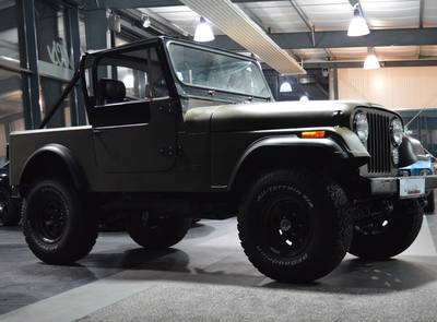 Jeep CJ7 V8 360cui