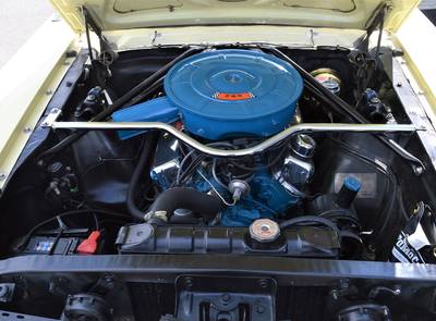 Ford Mustang V8 Convertible