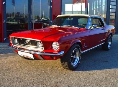 Ford Mustang V8 Cabrio