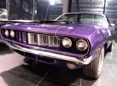 Plymouth Cuda 440 "Six-Pack"