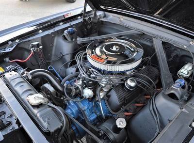 Ford Mustang V8 Convertible