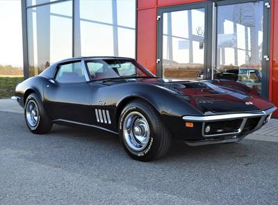 Corvette Stingray C3, 427cui 390hp Big Block