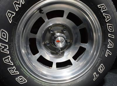Corvette C3 Cross-Fire-Injection
