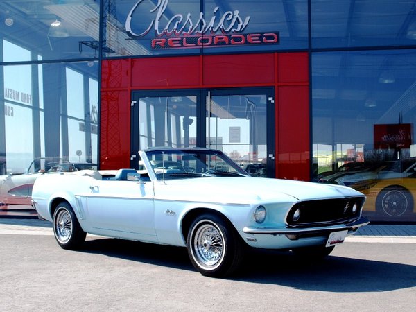 Ford Mustang V8 Cabrio