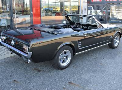 Ford Mustang Convertible 289 V8 Schalter