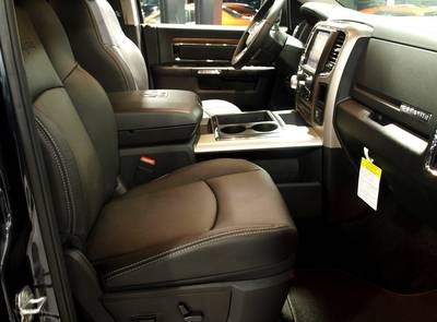 Dodge RAM Laramie foliert