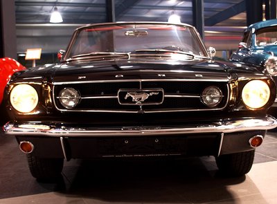 Ford Mustang 260 V8