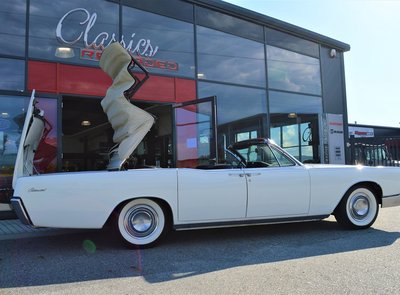 Lincoln Continental 4-door Convertible