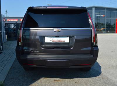 Cadillac Escalade ESV Platinum