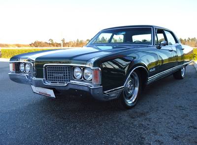 Oldsmobile Ninety-Eight Luxury 455 Rocket