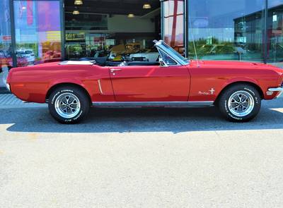 Ford Mustang V8 302cui J-Code