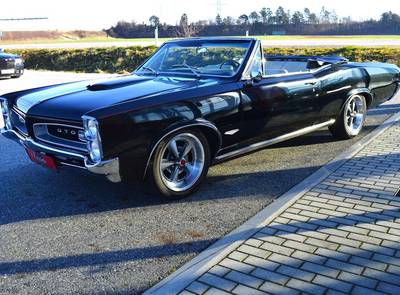 Pontiac GTO Convertible, 389cui Tri-Power