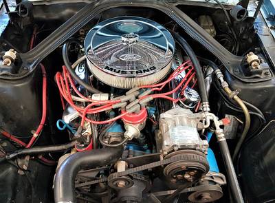Ford Mustang Coupe 289 V8, 4V