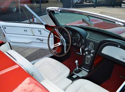Corvette C2 Sting Ray Convertible