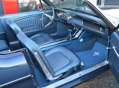 Ford Mustang Cabrio V8 ERSTBESITZ