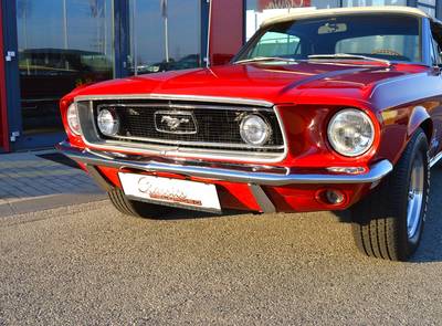 Ford Mustang V8 Cabrio