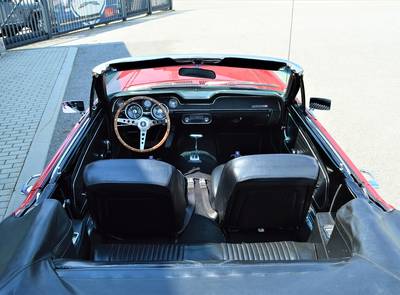 Ford Mustang V8 302cui J-Code