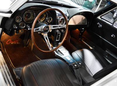 Corvette C2 Sting Ray 327 / 250