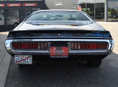 Dodge Charger SE 360cui V8