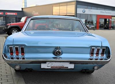 Ford Mustang Coupe 289 V8, 4V