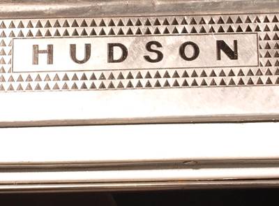 Hudson Comodore