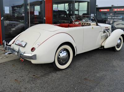 Cord 812 Supercharged Convertible Pheaton