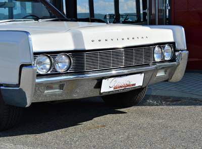 Lincoln Continental 4-door Convertible