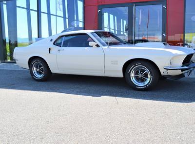 Ford Mustang Boss 429 NASCAR