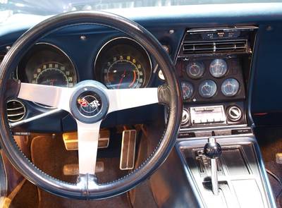 Corvette C3 Stingray 327 / 300