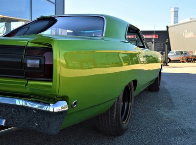 Plymouth Road Runner 383cui Big Block
