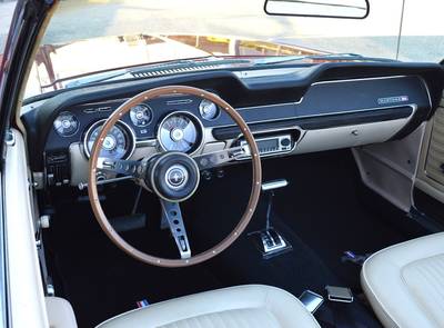 Ford Mustang V8 Cabrio