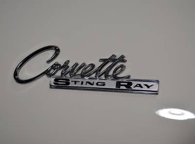 Corvette C2 Sting Ray 327 / 250