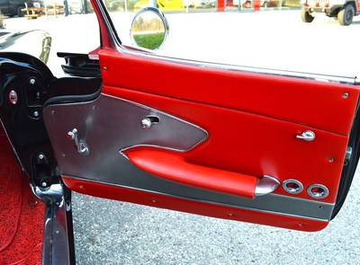 Corvette C1 Resto-Mod LT1