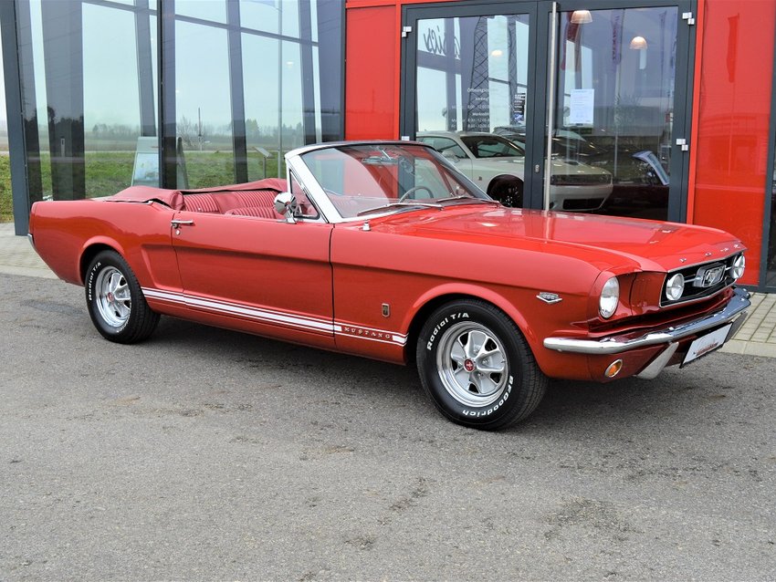 Ford Mustang GT K-Code Cobra V8