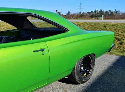 Plymouth Road Runner 383cui Big Block