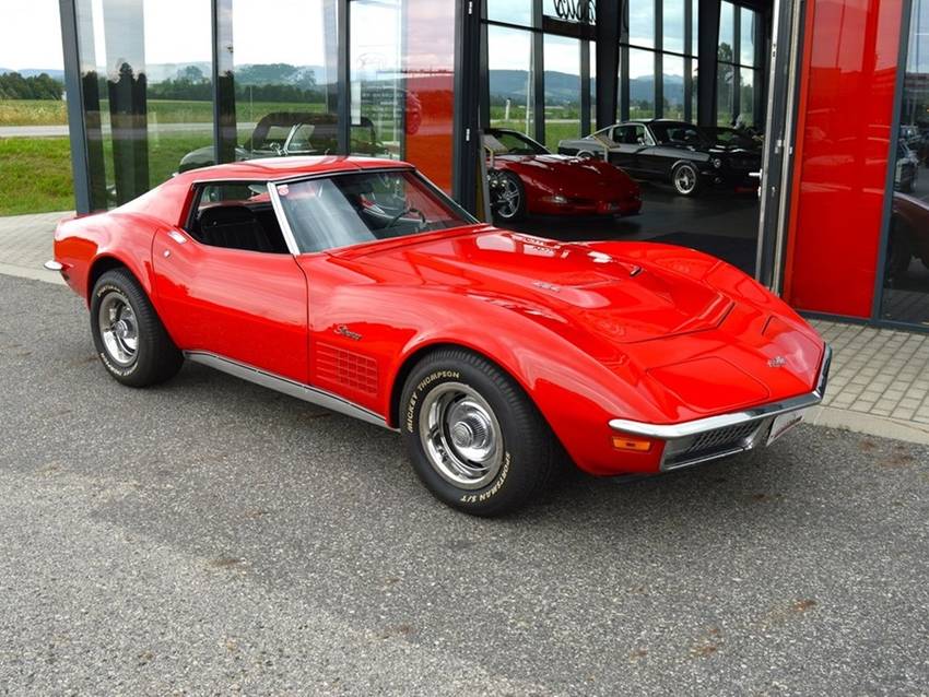 Corvette Stingray 454cui 365hp frame-off