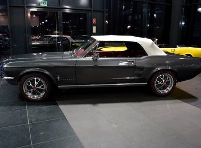 Ford Mustang 289 4V Cabrio