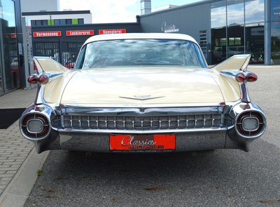 Cadillac Sedan DeVille 390cui V8