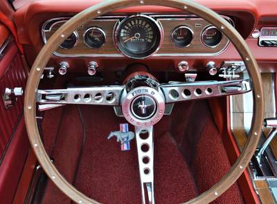 Ford Mustang GT K-Code Cobra V8