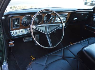 Oldsmobile Ninety-Eight Luxury 455 Rocket