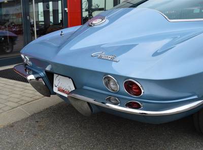 Chevrolet Corvette Sting Ray Coupe