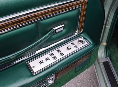 Lincoln Continental 460cui V8