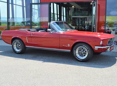 Ford Mustang V8 302cui J-Code