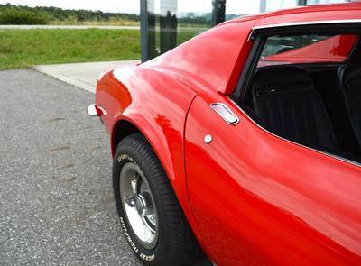 Corvette Stingray 454cui 365hp frame-off