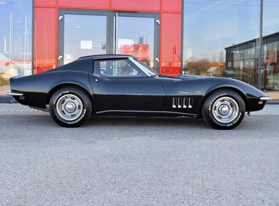 Corvette Stingray C3, 427cui 390hp Big Block