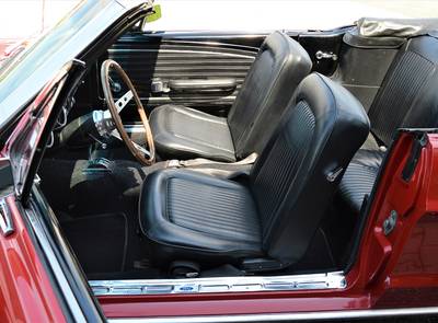 Ford Mustang V8 302cui J-Code