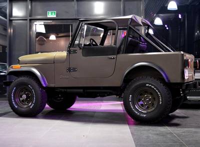 Jeep CJ7 V8 360cui